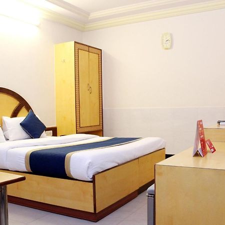 Oyo Hotel Ganga Sagar Near Sri Someshwara Swami Temple Bangalore Extérieur photo