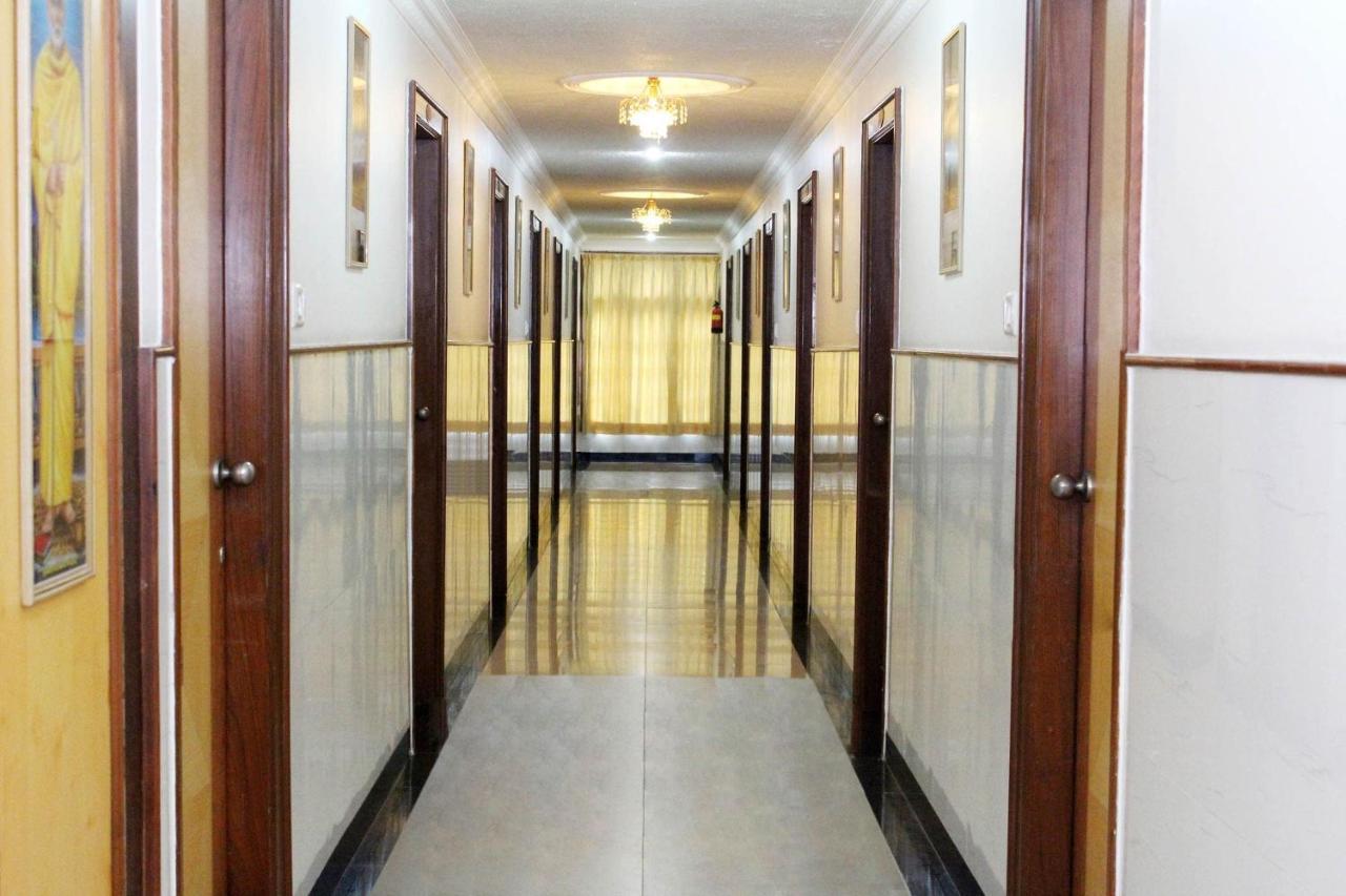 Oyo Hotel Ganga Sagar Near Sri Someshwara Swami Temple Bangalore Extérieur photo